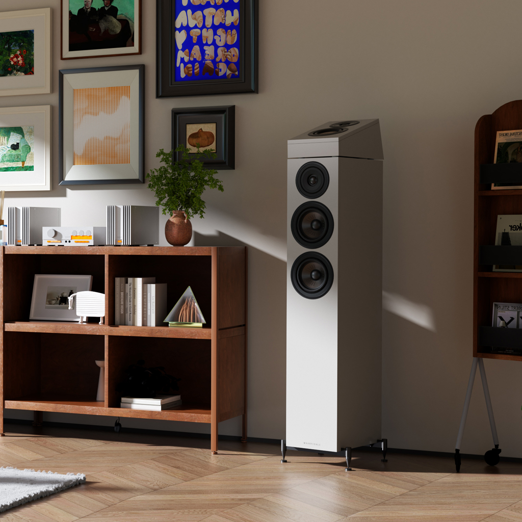 Wharfedale Diamond 12.Di On Top